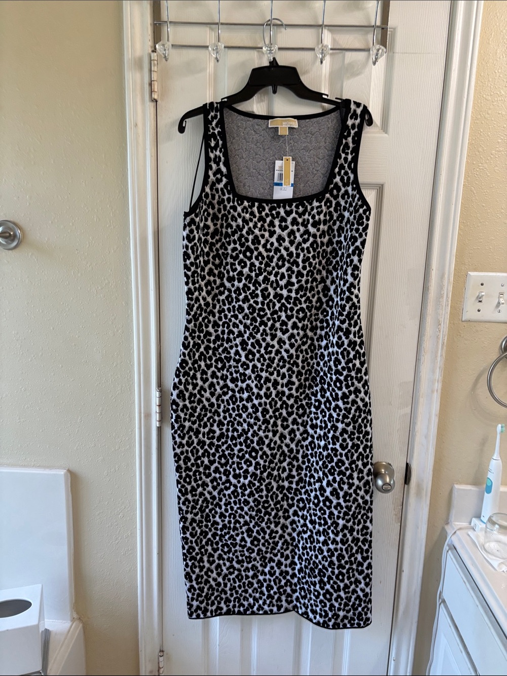MICHAEL Michael Kors Aluminum Gray & Black Leopard Trim Sweater. NWT